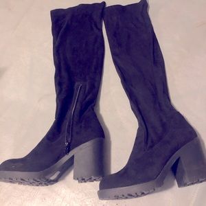 Suede cloth over the knee boots